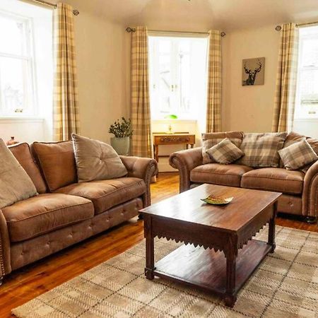 Spacious City Centre Apartment Full Of Character Инвернесс Экстерьер фото